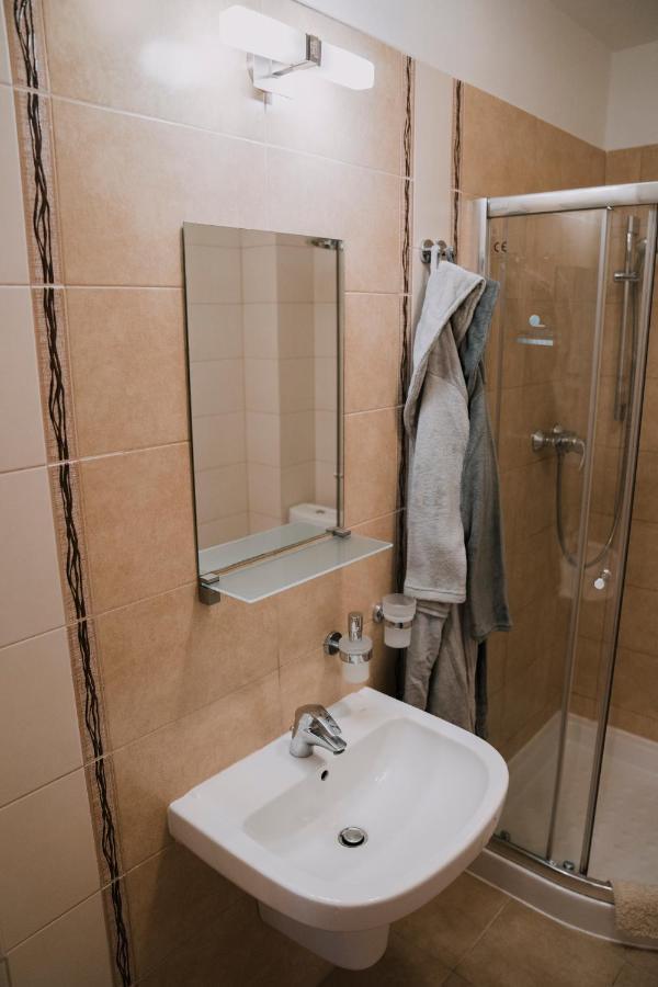 Apartman Angelika Bešeňová エクステリア 写真